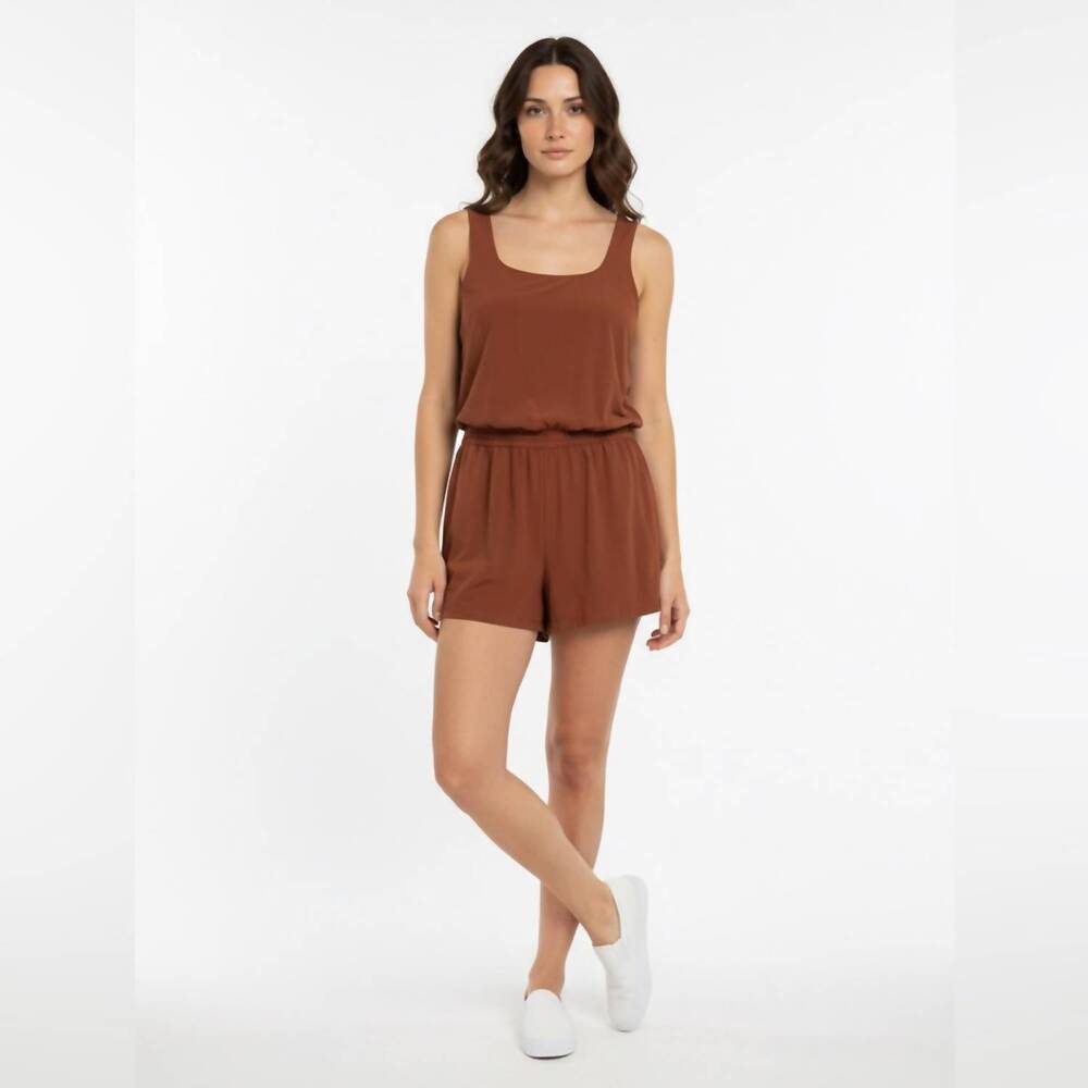 NEW IDEOLOGY solid sleeveless romper in chestnut